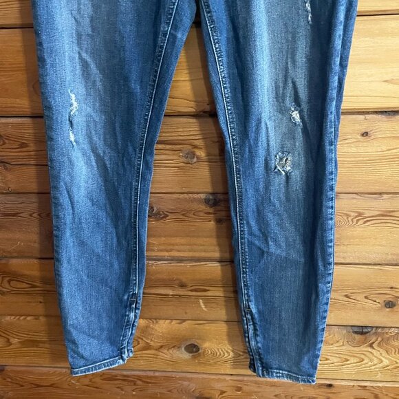 Pistola Jeans High Rise I’m Straight Medium Wash Distressed Size 31 - Picture 8 of 11